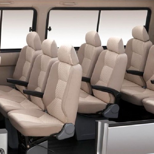 Tata Winger Deluxe Image 3