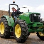 John Deere 5075 E 4WD Picture -4
