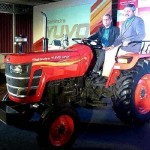 Mahindra Yuvo Picture -6