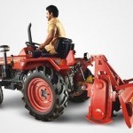 Mahindra Yuvraj 215 NXT Picture -4