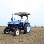 New Holland 4710 2wd with canopy Picture -6