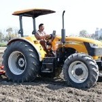 Preet Tractors 6549 Picture -4