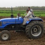 Sonalika DI-75 4WD Picture -3