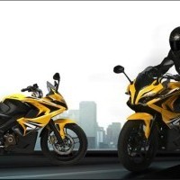 Bajaj Pulsar RS200 Dual ABS