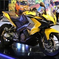 Bajaj Pulsar SS400